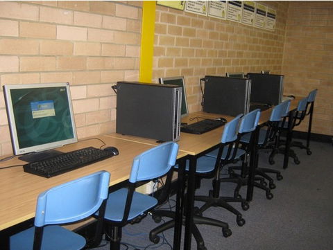 Freeman Catholic College - Melbourne Private Schools 1