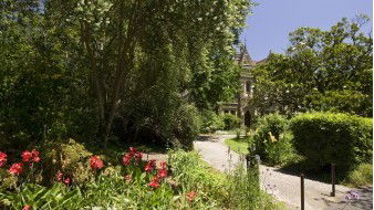 Ormond College  - Melbourne Private Schools 2