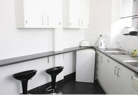 Metro Student Accommodation - Melbourne Private Schools 1