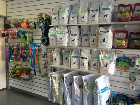Albion Park Veterinary Hospital - Melbourne Private Schools 2