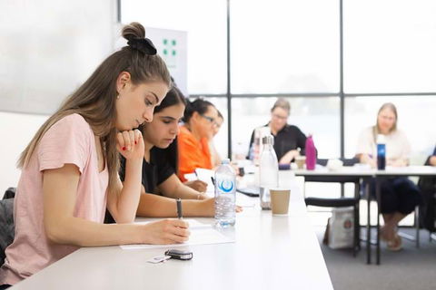 LivCor - Melbourne Private Schools 0